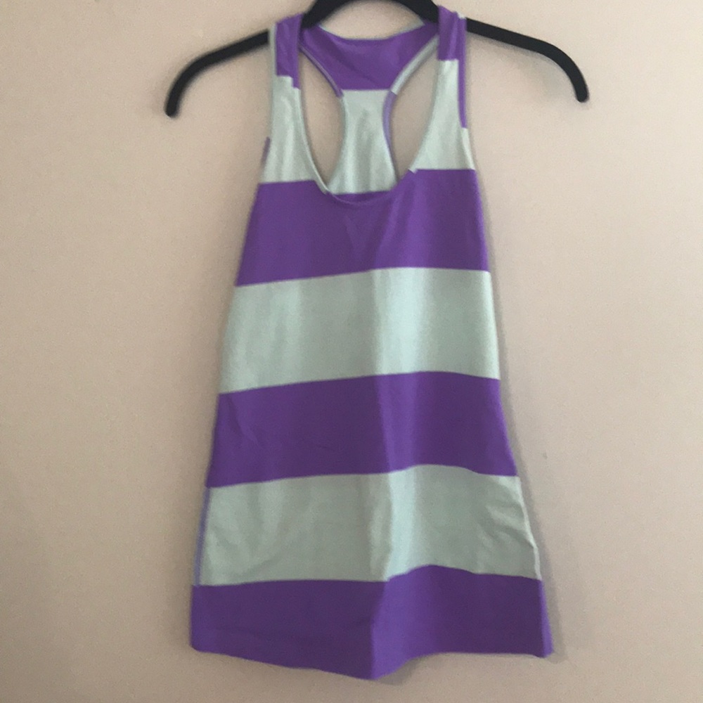 Lulu Lemon tank